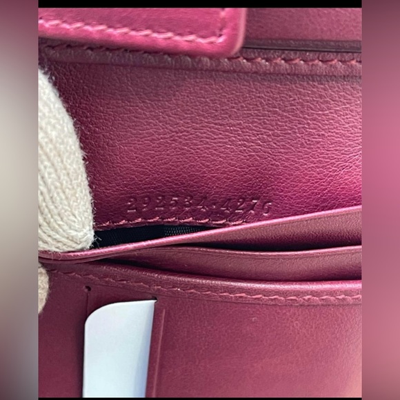 GUCCI GG bifold wallet - Picture 7 of 10